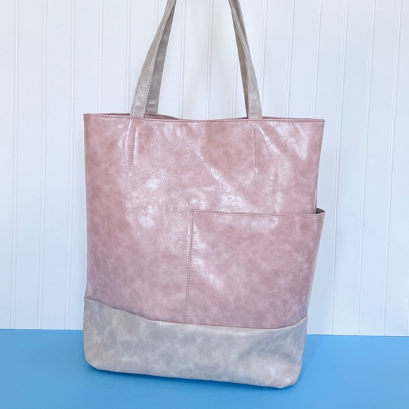 Coco+Carmen Vegan Leather Elegant Pink shoulder bag - Picture 17 of 17